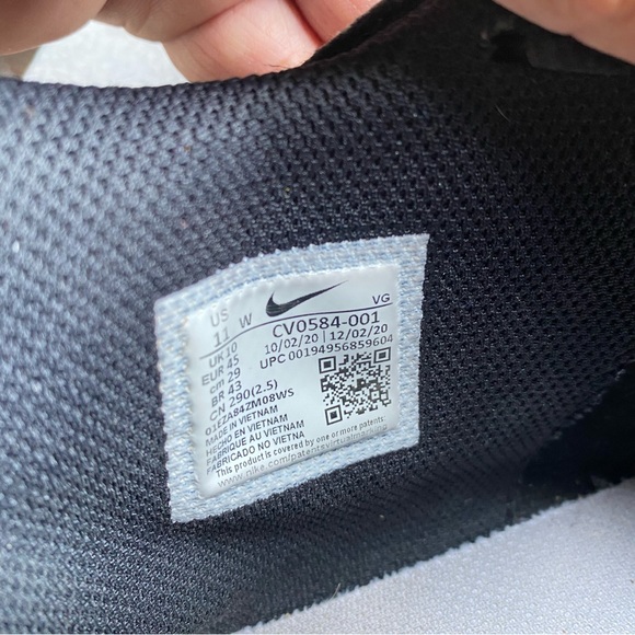 Nike CV0584-001 Alpha Menace 3 Shark Men’s Black White Football Cleats Size 11W - Picture 12 of 12